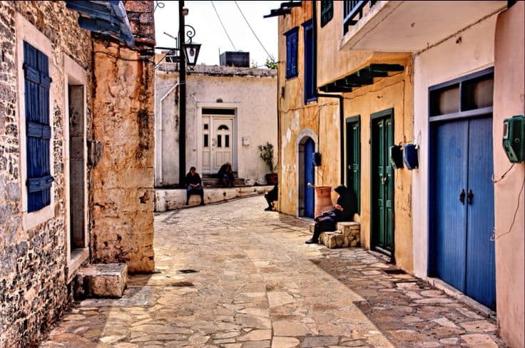 traditional alley of pano elounda